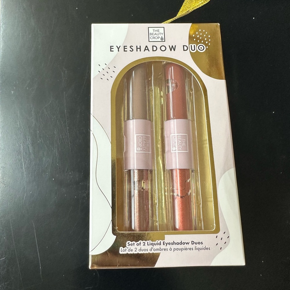 The Beauty Crop liquid eyeshadow duo